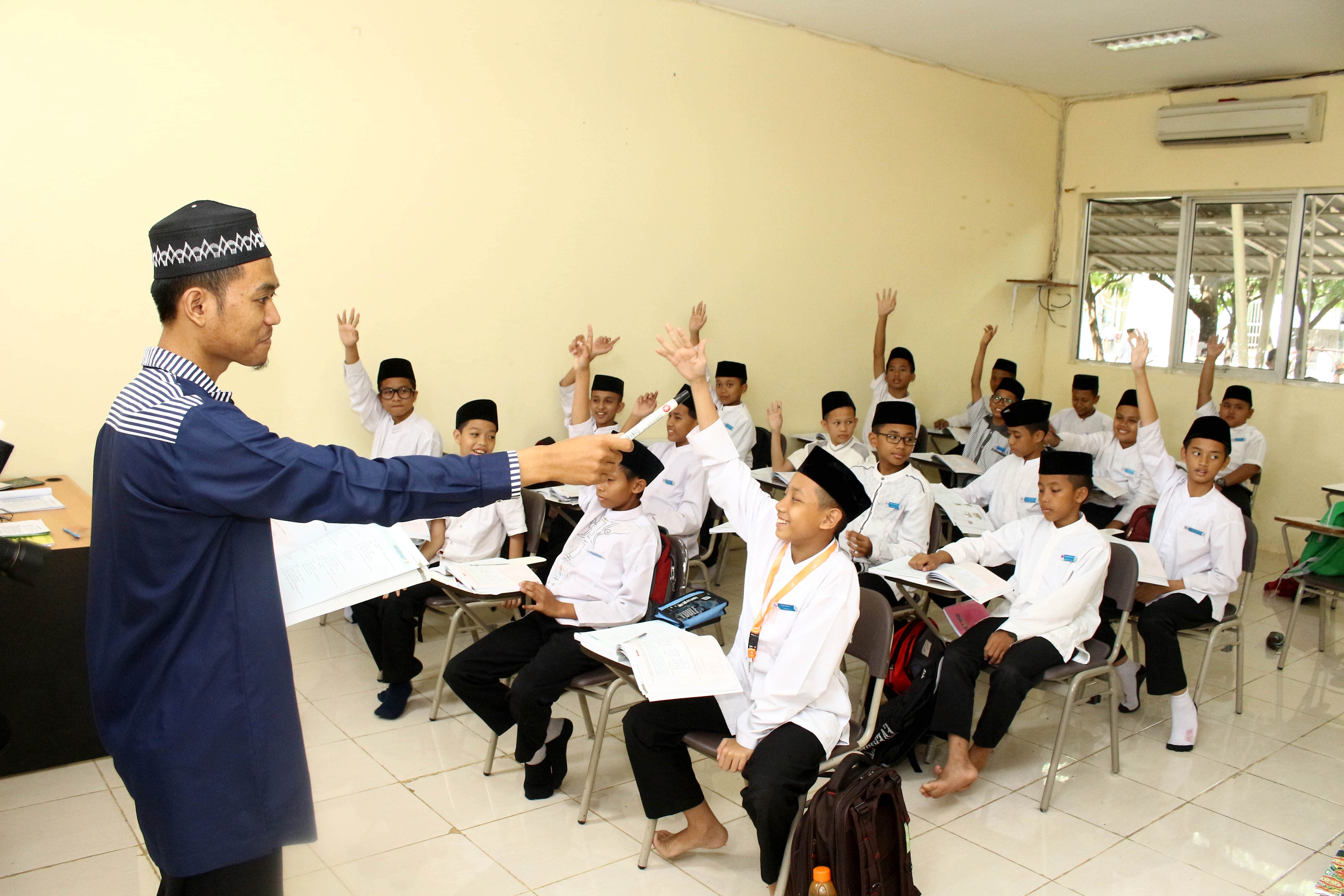 SMP Putra & Putri Tangerang